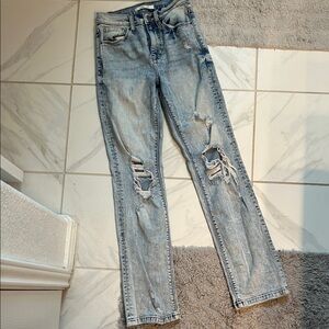 Trendy Light Blue Distressed Jeans